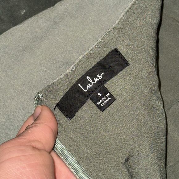 LuLus Mini Skirt Women's Small Olive Green Rayon Fringe Tiered Classic Back Zip - Picture 4 of 7